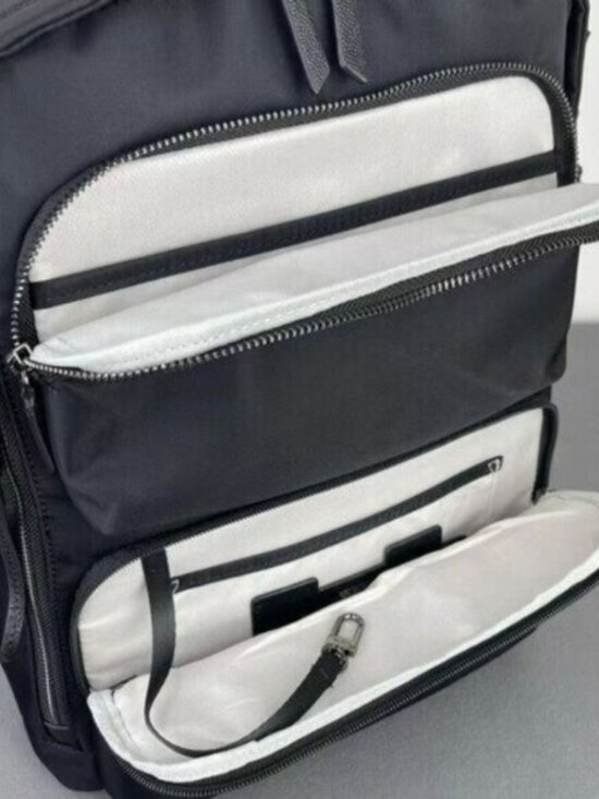 ??TUMI Voyageur Montana Backpack Black/Gunmetal - beautiful like-new condition main image 7